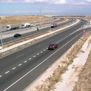Official DGT tests in English 2024 for driving in Spain