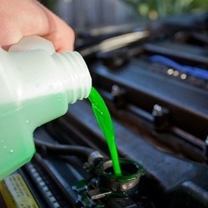 Líquido refrigerante del coche